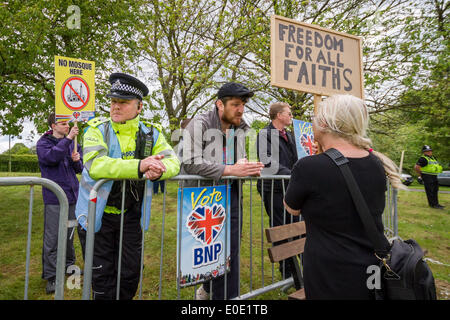 Hemel Hempstead, UK. 10th May, 2014. British National Party (BNP) protest against possible Mosque site in Hemel Hempstead UK Credit:  Guy Corbishley/Alamy Live News Stock Photo