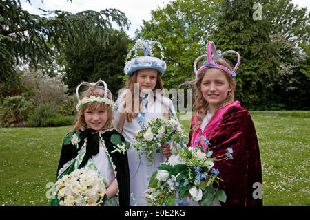 Hayes,UK,10th May 2014, Hayes May Queens pose for photos in the Library garden Credit: Keith Larby/Alamy Live News Stock Photo
