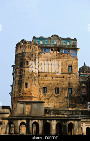 Orchha, is positioned in the loop of the Betwa River,Palaces founded in 1531 was the Bundela King's capital,Madhya Pradesh,India Stock Photo