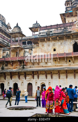 Orchha, is positioned in the loop of the Betwa River,Palaces founded in 1531 was the Bundela King's capital,Madhya Pradesh,India Stock Photo