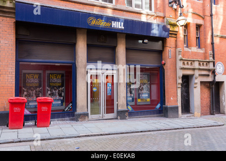 The front of a William Hill betting shop Stock Photo