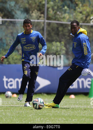 Quito, Ecuador. 12th May, 2014. Ecuador's national soccer team players Joao Rojas (L) and Jaime Ayovi take part in a training session, at the House of the National Team, in Quito, capital of Ecuador, on May 12, 2014. Ecuador's national soccer team players are preparing for the friendly match against the Netherlands, before the 2014 Brazil World Cup. © Santiago Armas/Xinhua/Alamy Live News Stock Photo