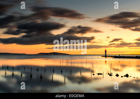 Phare des Onglous and Etang de Thau, Marseillan, Hérault, Languedoc-Roussillon, France Stock Photo