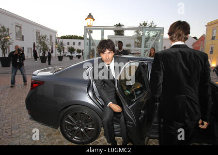 Cascais Village, Portugal. 11th May, 2014. Spanish model Andres Velencoso arriving at Pousada de Cascais, Cascais Village in Portugal, for GQ Men of the Year Awards 2014. © images4/Alamy Live News Stock Photo