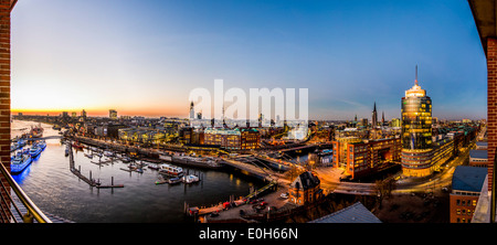 View in the twilight to Hamburg and the Elbe at Am Baumwall, seen from the Kehr Wieder Spitze, Hamburg, Germany Stock Photo