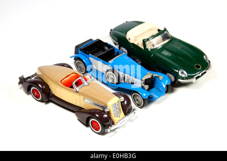 Juguetes de Colección de modelos de coches antiguos studio Fotografía de  stock - Alamy