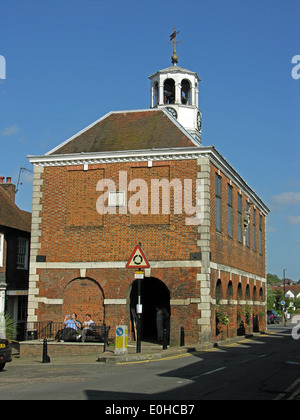 Amersham Market Hall, Buckinghamshire, England, UK. Built in 1682 by Sir William Drake. Used for meetings and as a market. Stock Photo