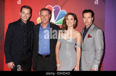 L-R: Jesse Lee Soffer, Jason Beghe, Sophia Bush, Jon Seda attend the ...