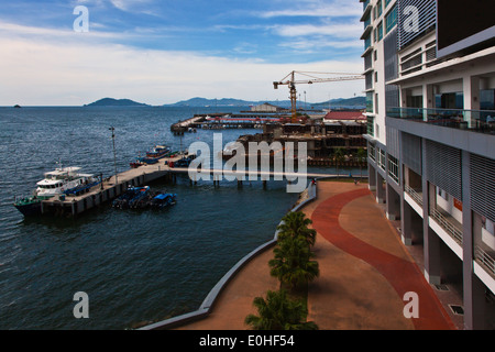 BOATS at anchor in KOTA KINABALU HARBOUR - SAHBAH, BORNEO, MALAYSIA Stock Photo