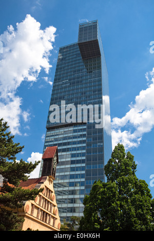 IZD-Tower, Donaucity, Wien, Oesterreich - IZD-Tower, Vienna, Austria Stock Photo