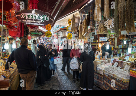 Market stalls on Hasircilar Caddesi at the entrance to the  Egyptian bazaar, AKA spice bazaar, Eminonu, Istanbul, Turkey. Stock Photo