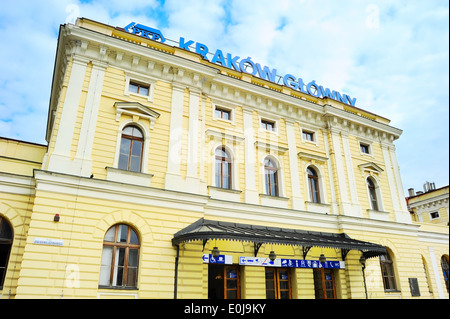 Kraków Główny Osobowy largest and most centrally located Railway ...