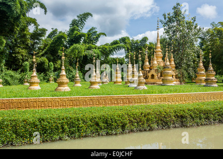 Manfeilong Pagoda at Xishuangbanna, Yunnan, China Stock Photo