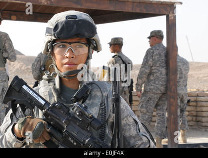 Cpl. Kristine Tejeda, Headquarters Battery, 2nd Battalion, 82nd Field Artillery Regiment, 3rd Advise and Assist Brigade, 1st Ca Stock Photo