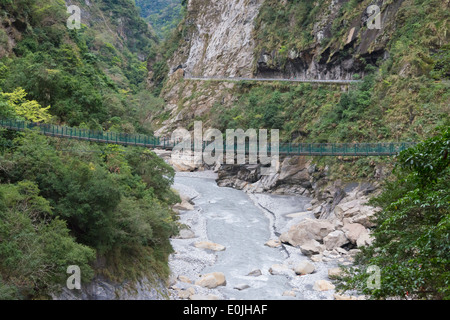 Hanging bridge across the gorge in the mountain, Taroko National Park, Hualien, Taiwan Stock Photo