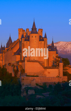 Alcazar, Segovia, Alcazar fortress at Sunset, Castilla-León, Spain Stock Photo