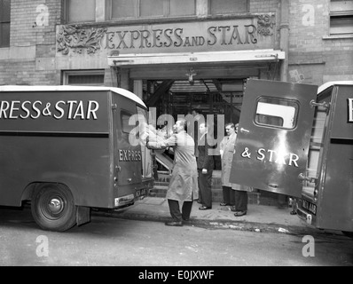 The Express & Star newspaper office. The Wolverhampton Express & Star ...