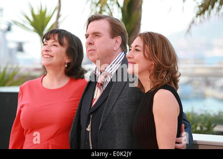 Cannes, France. 15th May, 2014. Actress Marion Bailey, actor Timothy Spall and actress Dorothy Atkinson at the photocall for the film Mr. Turner at the 67th Cannes Film Festival, Thursday 15th May 2014, Cannes, France. Credit:  Doreen Kennedy/Alamy Live News Stock Photo
