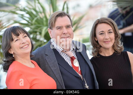 Cannes, France. 15th May, 2014. Marion Bailey, Timothy Spall, Dorothy Atkinson/Photcall Mr. Turner /Palais du Festival/67. Filmfestival in Cannes /in Cannes, France, 15. Mai 2014 Credit:  dpa picture alliance/Alamy Live News Stock Photo