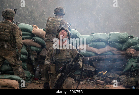 A U.S. Army Soldier From The 2/327th No Slack Battalion, 101st Airborne ...