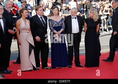 Cannes, France. 15th May, 2014. Dorothy Atkinson, Timothy Spall, Marion Bailey, Mike Leigh at the Mr. Turner Premiere at the Cannes Film Festival 2014.Cannes, France.May 15, 2014. Credit:  Roger Harvey/Globe Photos/ZUMAPRESS.com/Alamy Live News Stock Photo