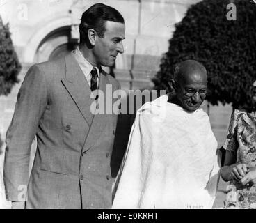 The Viceroy of India and Mahatma Gandhi Stock Photo