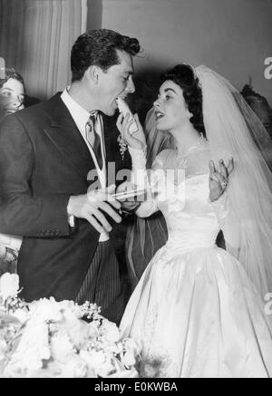 Elizabeth Taylor and Conrad Hilton at their wedding reception Stock Photo