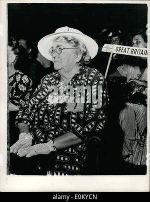 Sep. 09, 1952 - British Delegate At The International Woman Suffrage Alliance Congress Meeting In Naples. Photo shows Marjan Reeves - a delegate from Britain - seen when she attended the greet International Woman Suffrage Alliance Congress in the Congress Hall of the Royal Palace, Naples. Practically every country in the world is represented at the Congress. Stock Photo