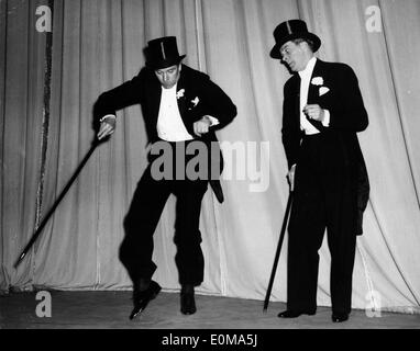 Actor Laurence Olivier and Jack Buchanan rehearse for a show Stock Photo