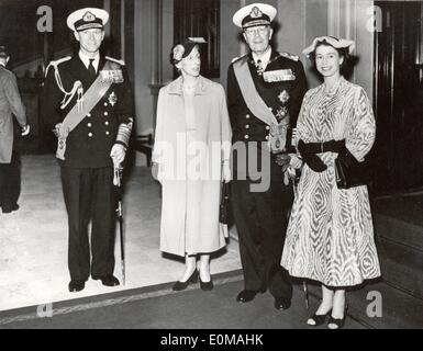 Queen Elizabeth II with Prince Philip, King Gustaf VI Adolf of Sweden and his wife Queen Louise Stock Photo