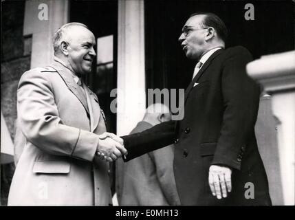 Jul. 07, 1955 - Geneva: Smiles And Hand Shakes. French Prime Minister Edgar Faure shakes hands with smiling Marshal Zhukov during the reception held at the villa ''Prevorzier'', residence of the French Premier. Stock Photo