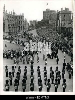 Jun. 18, 1956 - Ceremony of the Garter at Windsor. General view of the procession ? Sir Anthony Eden the Prime Minister; Earl Attkee the Prime Minister in the Labour Party and the Earl of Iveagh were this afternoon installed as Knight Companions of the Most Noble Order of the Garter, at St. George?s Chapel, Windsor. Keystone Photo Shows: General view of the procession of Knights of the Garter with their attendants, march to St. George?s Chapel for the investing ceremony. JSS/Keystone Stock Photo