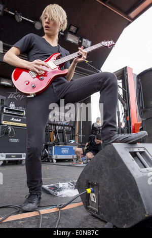 Columbus, Ohio, USA. 16th May, 2014. Guitarist YAMASHITA TORU of