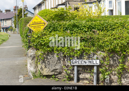 Liberal Democrat campaign banner at the top of Green Hill, Kendal, in the run up to the 2014 European Parliament elections. Stock Photo