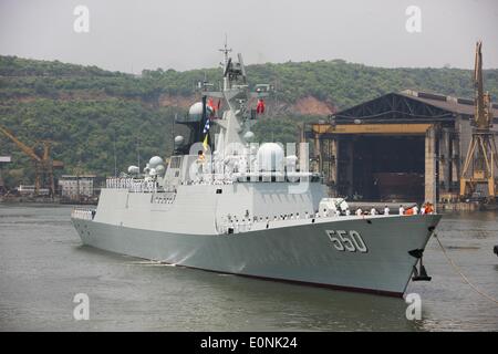 (140517) -- VISAKHAPATNAM, May 17, 2014 (Xinhua) -- China's missile frigate Weifang arrives at port of Visakhapatnam in east Indian on May 17, 2014. Chinese Navy training vessel Zhenghe and missile frigate Weifang arrived in port of Visakhapatnam in east Indian and started a 4-day visit on Saturday. (Xinhua/Zheng Huansong) (djj) Stock Photo