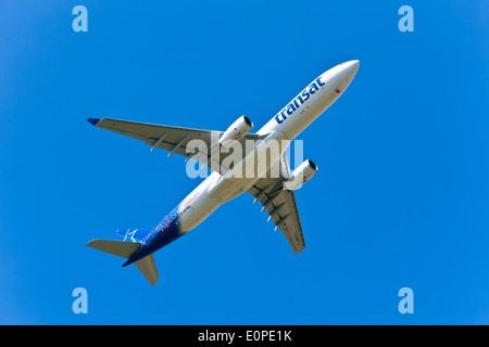 Airbus A330-343 from Air Transat taking off Stock Photo