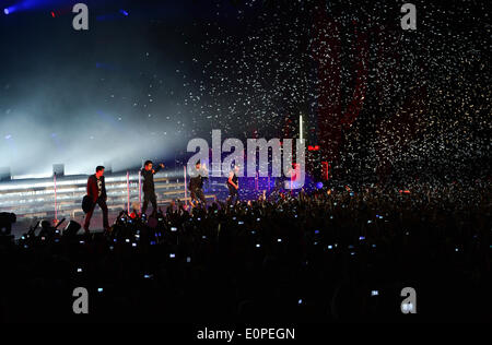 Frankfurt, Germany. 17th May, 2014. The US-band New Kids On The Block perform on stage during their first concert on their Germany tour in Frankfurt, Germany, 17 May 2014. The former boy-band was popular amongst teenagers in the early 1990s. Photo: Arne Dedert/dpa/Alamy Live News Stock Photo