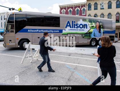 May 18, 2014 - Georgetown, Kentucky, U.S. -  The Alison For Kentucky bus pulls into courthouse square for an appearance by Kentucky Secretary of State Alison Lundergan Grimes.  Mrs. Grimes is the favorite to win the Democratic Senate primary on Tuesday, and to take on Senator Mitch McConnell in the November election.(Credit Image: © Brian Cahn/ZUMAPRESS.com) Stock Photo