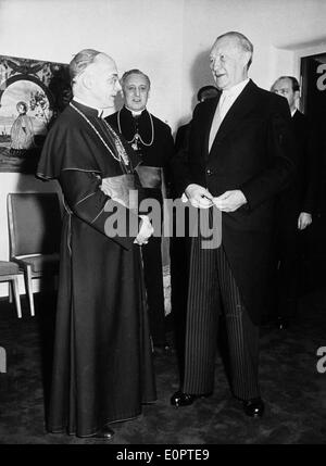 Dr. Konrad Adenauer on Cardinal Josef Frings' birthday Stock Photo