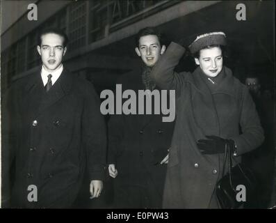 Jan. 01, 1957 - Royalties arrives in Paris for Princesse Helen Wedding. Photo shows Princess Alexandra, Daughter of the Duchess Stock Photo