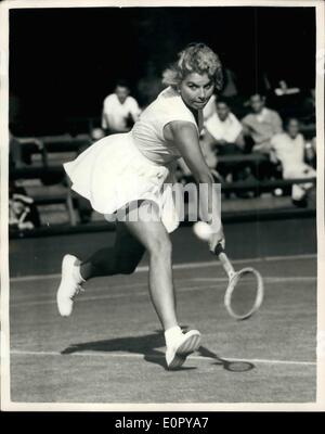 Jun. 26, 1957 - 26-6-57 Wimbledon Tennis Championships. Third day. Photo Shows: Miss K. Fageros of U.S.A. seen in play during her match against Miss I. Buding of Germany Stock Photo