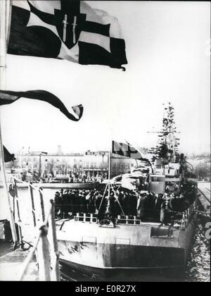 Dec. 12, 1957 - Soviets handed over warships to Poland! at Polish harbor Gdynia (former German name Gedingen) soviet navy recently handed over 5 Russian warships in connection to the Warsaw pact. Photo shows Polish flags raising on ships during ceremonies Stock Photo