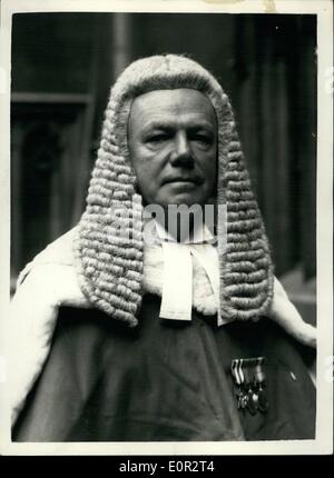 New judge sworn in. Mr Gavin Turnbull Simonds [future 1st Viscount