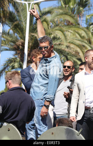Antonio Banderas attends the photocall of 'Expandables 3' during the 67th Cannes International Film Festival in front of Hotel Carlton in Cannes, France, on 18 May 2014. Photo: Hubert Boesl NO WIRE SERVICE Stock Photo
