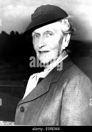 80th Birthday picture of Lady Nancy Astor Stock Photo