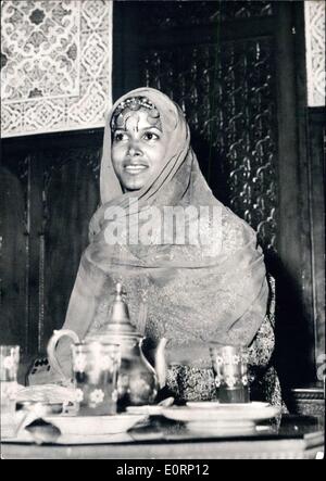 Marpessa Dawn Marpessa Dawn Marpessa Dawn et son mari Stock Photo - Alamy