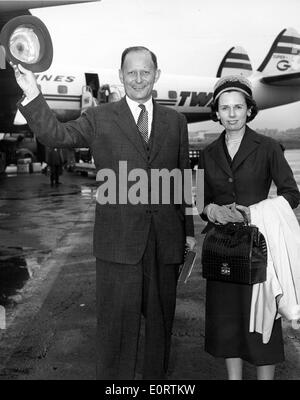 Politician C. Douglas Dillon at the airport with his wife Stock Photo