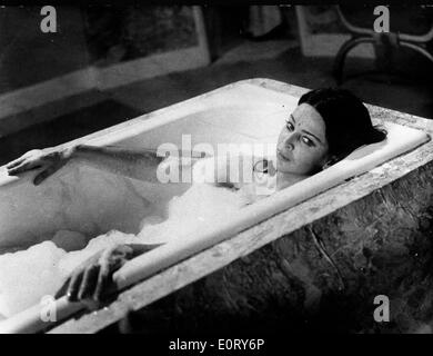 Actress Eleonora Rossi Drago in the bathtub Stock Photo