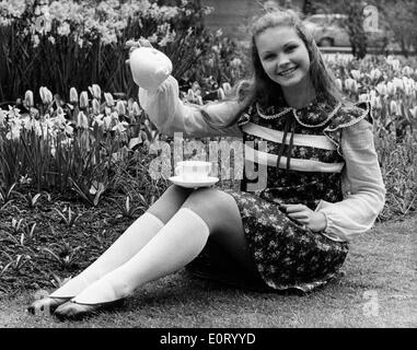 Actress Fiona Fullerton having tea in the garden Stock Photo