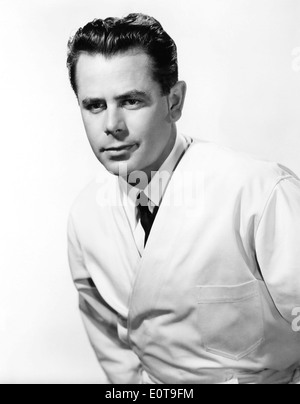 Glenn Ford, Portrait, on-set of the Film, 'The Doctor and the Girl', 1949 Stock Photo